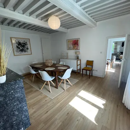 150m2 A 15min De Lyon - Parc Avec Piscine Et Petanque *